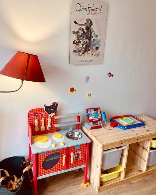 Paris : Appartement Familial Avec Parking Prive Clichy Buitenkant foto